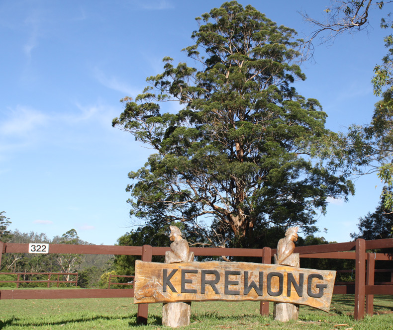 Watch for Kerewong sign at gate.